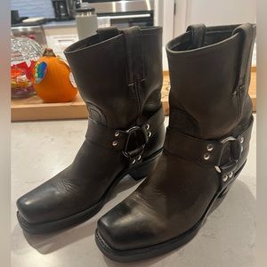 Frye Harness Boots Sz 7.5 Gray
